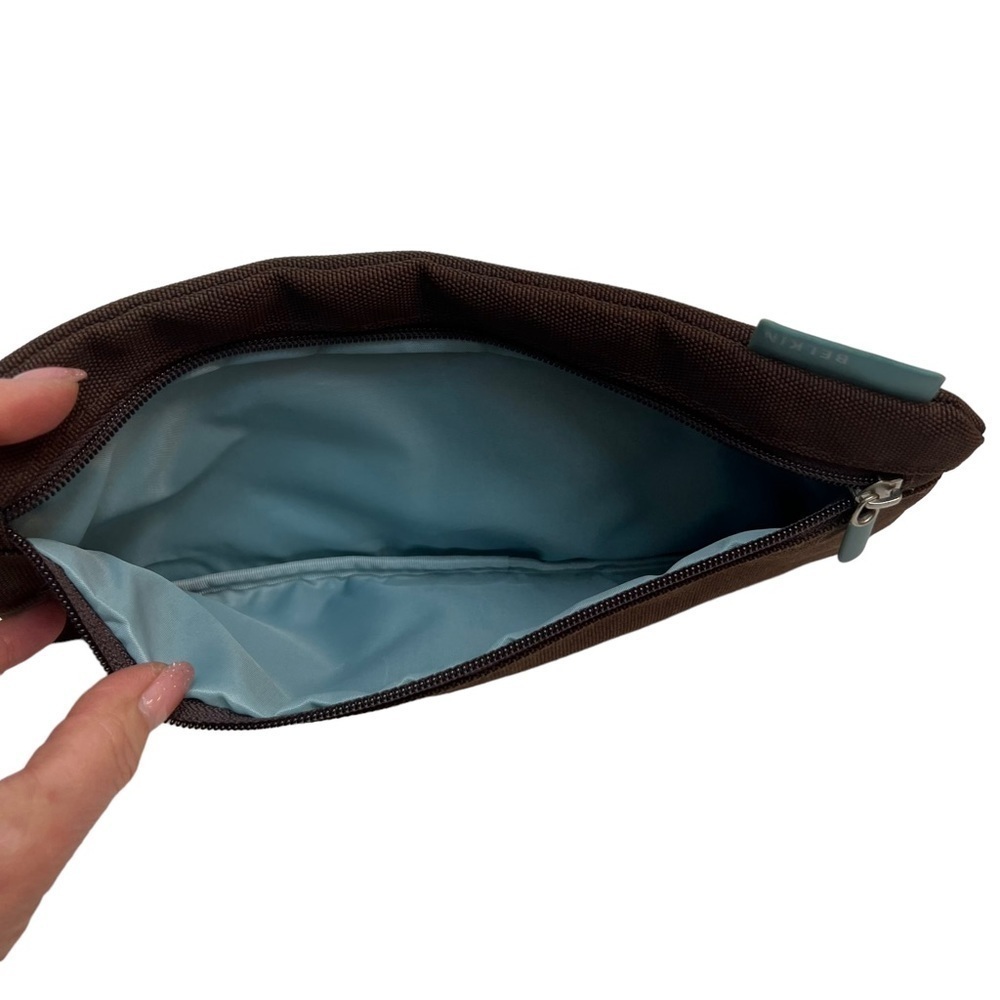 BELKIN Brown Tech Cable Padded Zipper Pouch - Picture 3 of 5